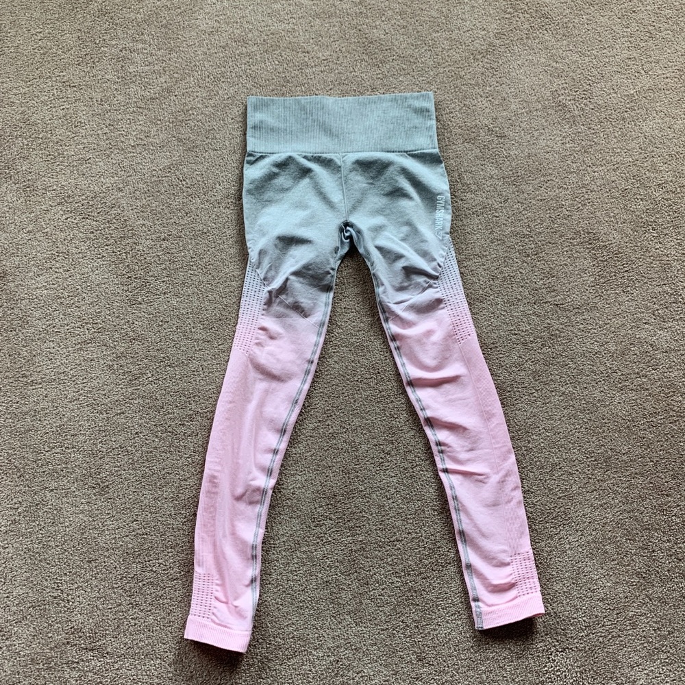 GYMSHARK OMBRÉ SEAMLESS LEGGINGS- NEVER WORN
